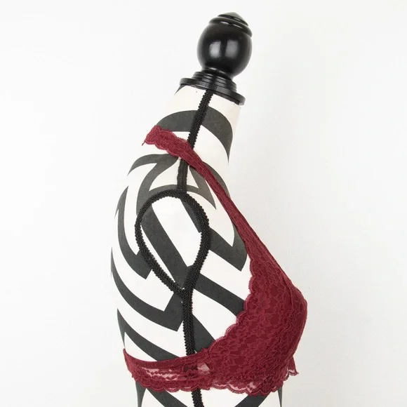 NWOT Gilly Hicks Lace Halter Bralette - Picture 2 of 9